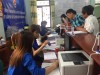 Đoàn viên Sở Tư pháp tỉnh Quảng Trị tiếp nhận và giải quyết hồ sơ, thủ tục cho người dân trong ngày thứ 7 tình nguyện.