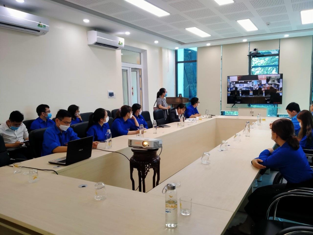 Chương trình đối thoại giữa Lãnh đạo Tổng công ty Bưu điện Việt Nam với tuổi trẻ Bưu điện Việt Nam toàn mạng lưới