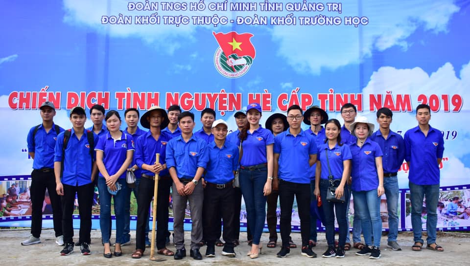 Tuổi trẻ Đoàn Khối các cơ quan tỉnh tại lễ ra quân chiến dịch Tình nguyện hè cấp tỉnh năm 2019