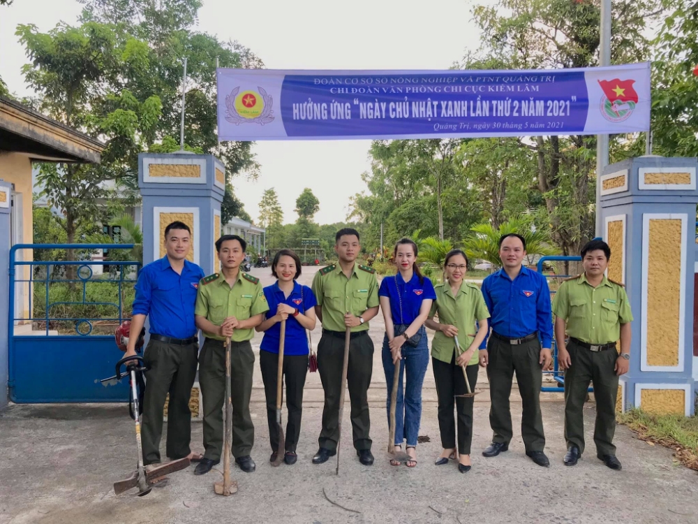 Tuổi trẻ Khối cơ quan và doanh nghiệp tỉnh Quảng Trị đồng loạt ra quân Ngày Chủ nhật xanh lần thứ 2 năm 2021